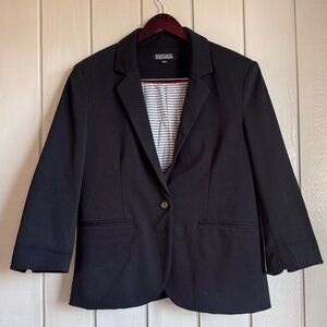 Nicole Miller Black Single Button Blazer